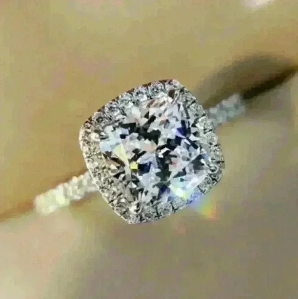 New Silver Square Ring 💍 - Picture 2 of 4